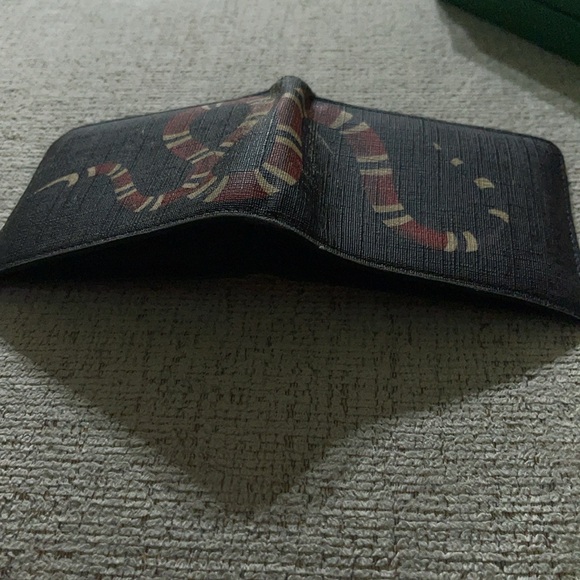 Mens Gucci Wallet - Picture 5 of 10